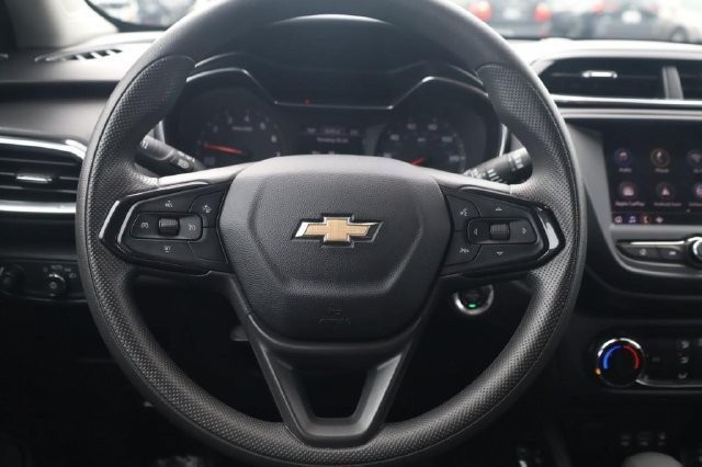 Chevrolet TrailBlazer Vehicle Full-screen Gallery Image 07