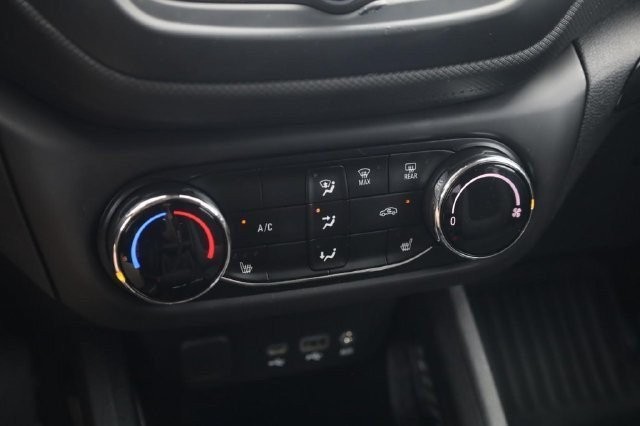 Chevrolet TrailBlazer Vehicle Full-screen Gallery Image 15