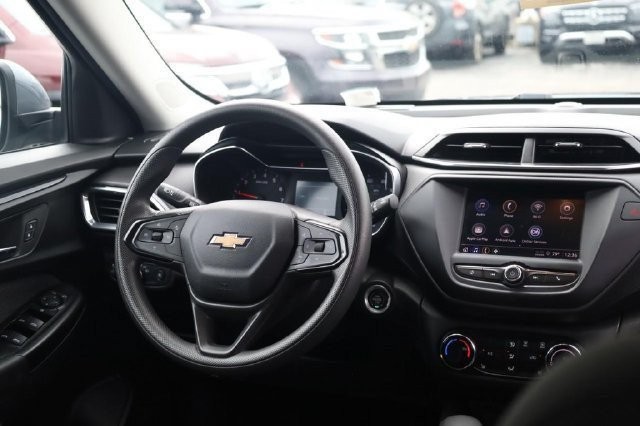 Chevrolet TrailBlazer Vehicle Full-screen Gallery Image 23