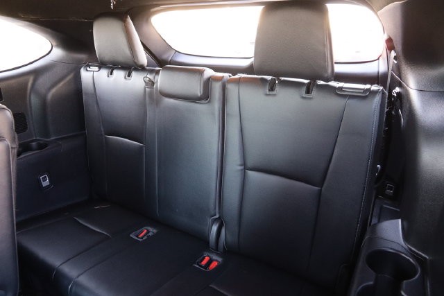 Toyota Highlander Vehicle Image 12
