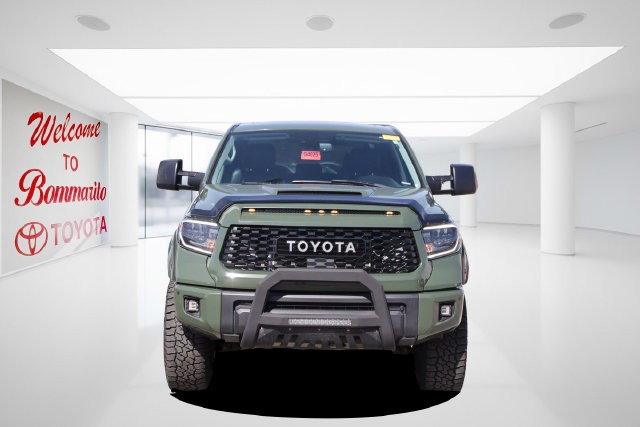 Toyota Tundra 4WD Vehicle Image 04