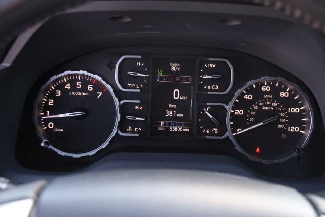 Toyota Tundra 4WD Vehicle Image 14