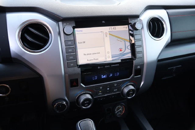 Toyota Tundra 4WD Vehicle Image 16