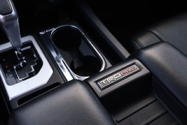 Toyota Tundra 4WD Vehicle Image 23