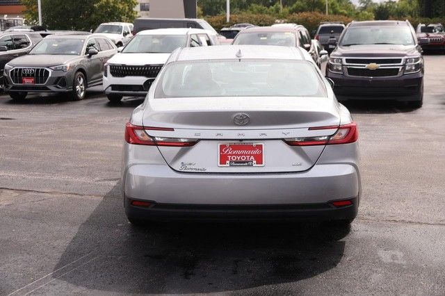 Toyota Camry Vehicle Image 06