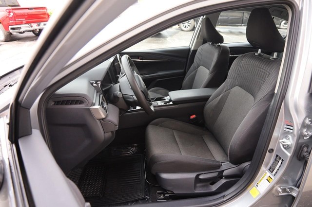 Toyota Camry Vehicle Image 08