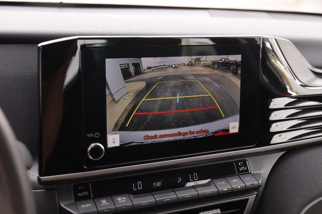 Toyota Camry Vehicle Image 17