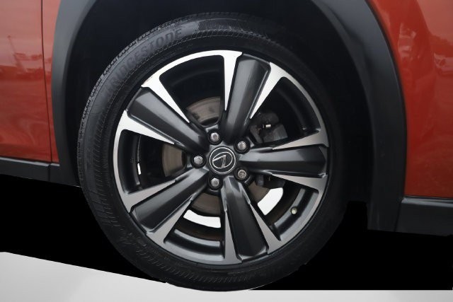 Lexus UX Vehicle Image 04