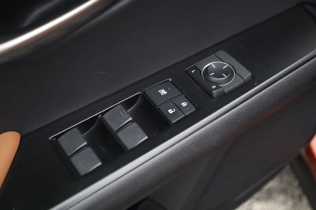 Lexus UX Vehicle Image 12
