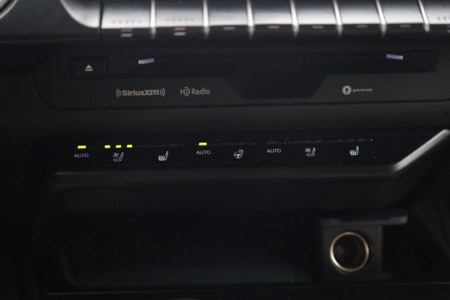 Lexus UX Vehicle Image 18