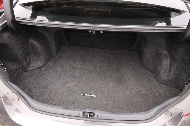 Toyota Camry Vehicle Image 07