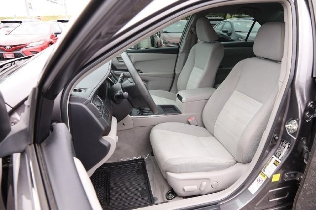 Toyota Camry Vehicle Image 08