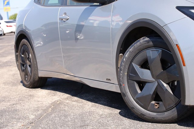 Toyota Prius Vehicle Image 03