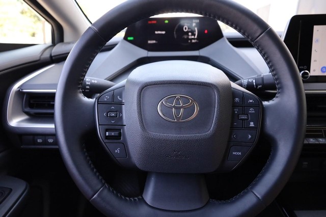 Toyota Prius Vehicle Image 10