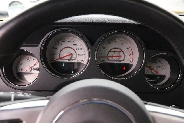 Dodge Challenger Vehicle Image 13
