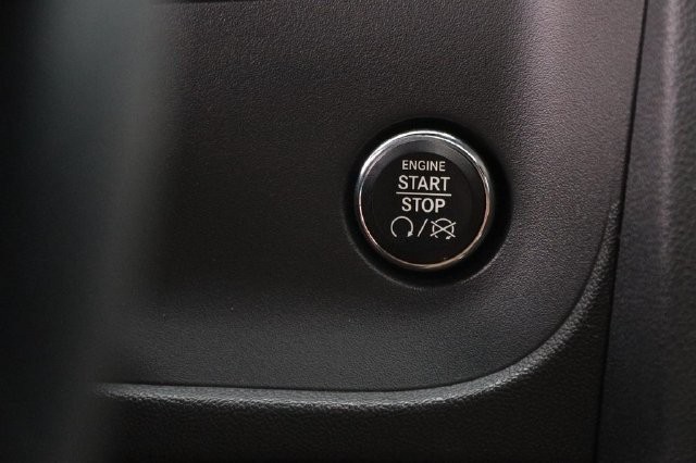 Dodge Challenger Vehicle Image 14