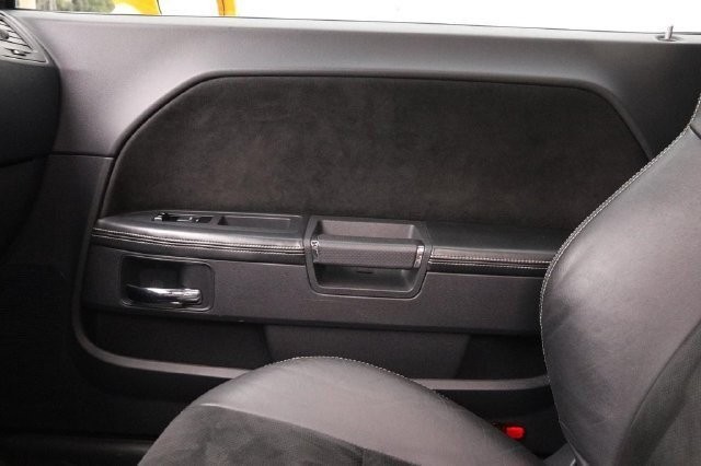 Dodge Challenger Vehicle Image 23