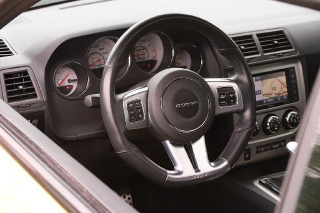 Dodge Challenger Vehicle Image 26