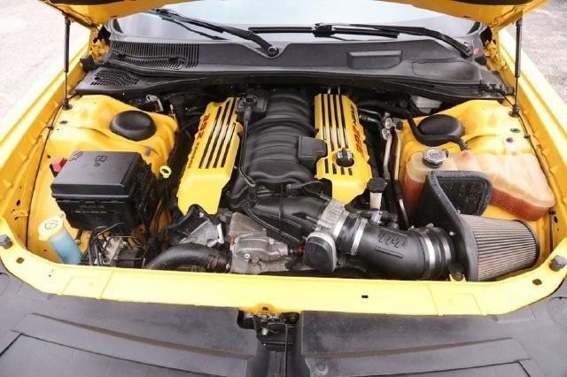 Dodge Challenger Vehicle Image 28