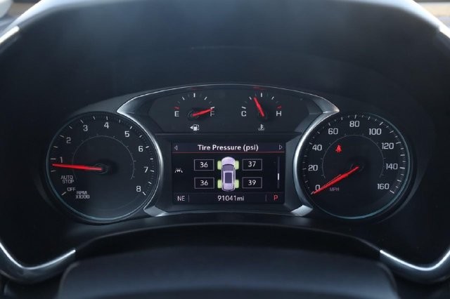 Chevrolet Equinox Vehicle Full-screen Gallery Image 13