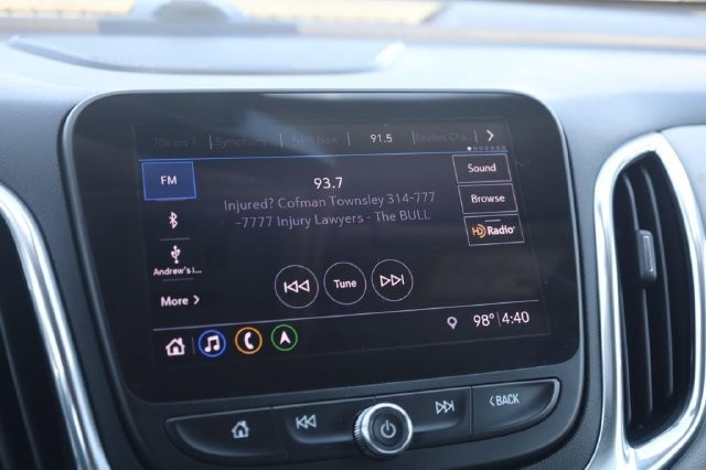 Chevrolet Equinox Vehicle Full-screen Gallery Image 14