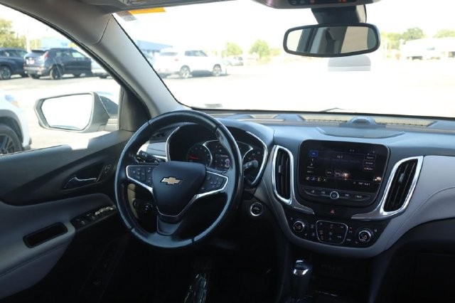 Chevrolet Equinox Vehicle Full-screen Gallery Image 22