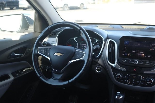 Chevrolet Equinox Vehicle Full-screen Gallery Image 23
