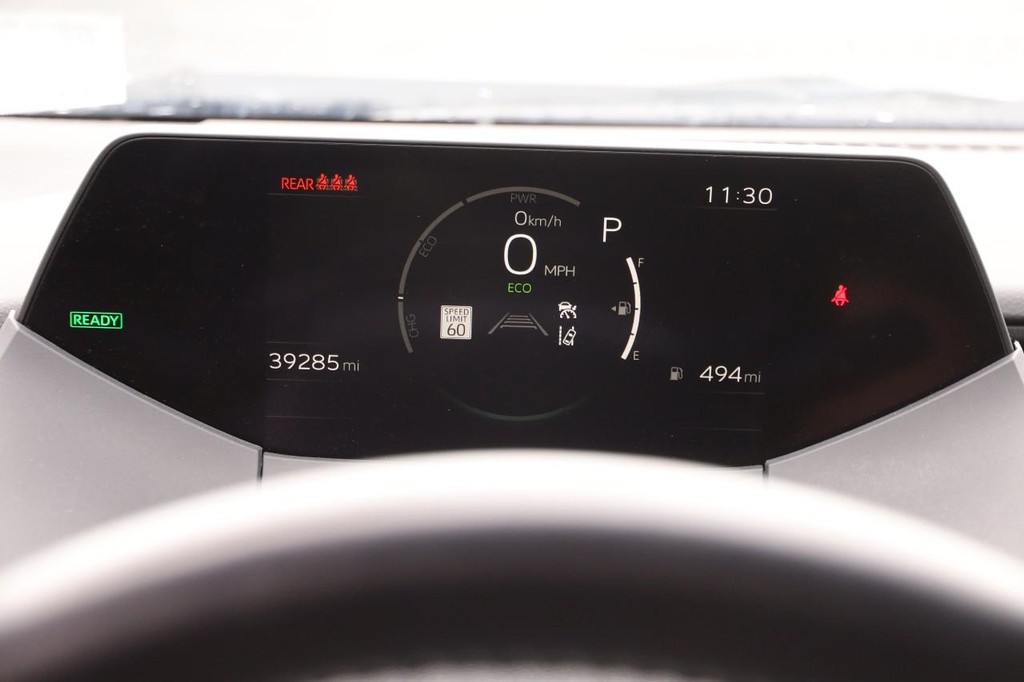 Toyota Prius Vehicle Full-screen Gallery Image 13