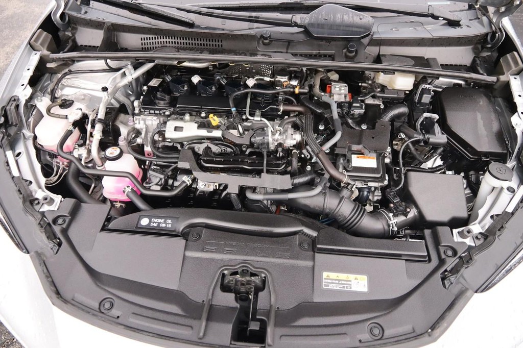 Toyota Prius Vehicle Full-screen Gallery Image 27