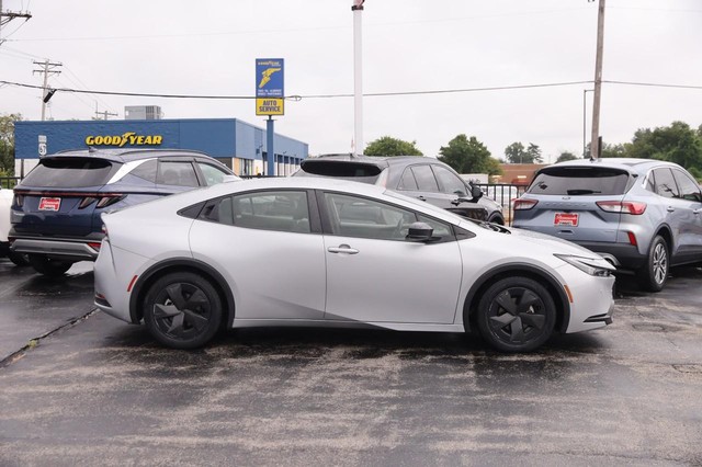 Toyota Prius Vehicle Image 05