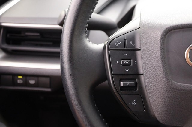 Toyota Prius Vehicle Image 11