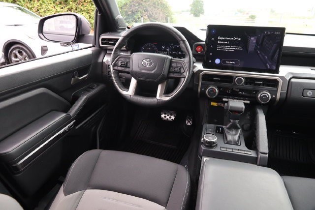 Toyota Tacoma 4WD Vehicle Image 12