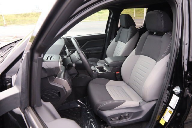 Toyota Tacoma 4WD Vehicle Image 28