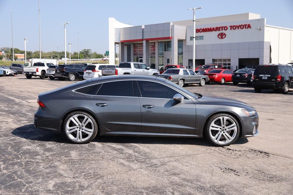 Audi S7 Vehicle Full-screen Gallery Image 5
