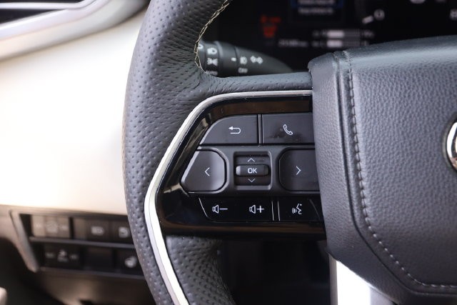 Toyota Sequoia Vehicle Image 25