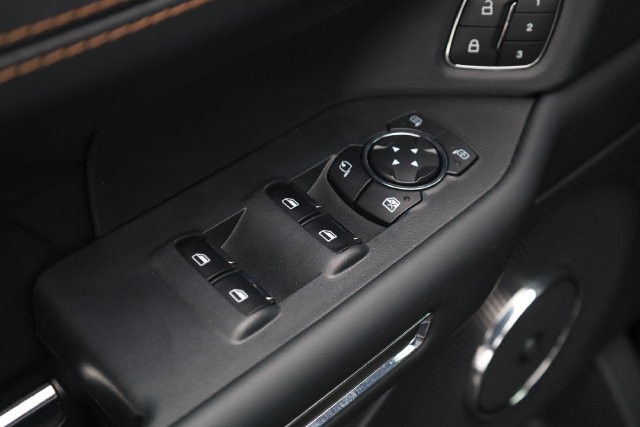 Ford Expedition Max Vehicle Image 10