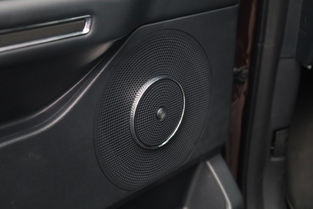 Ford Expedition Max Vehicle Image 12