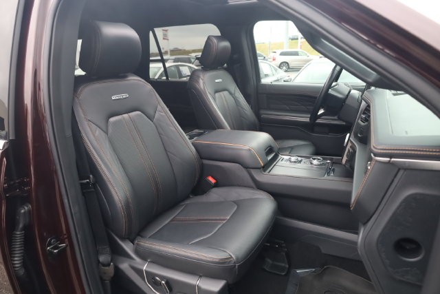 Ford Expedition Max Vehicle Image 21
