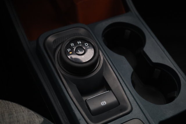 Ford Maverick Vehicle Image 18