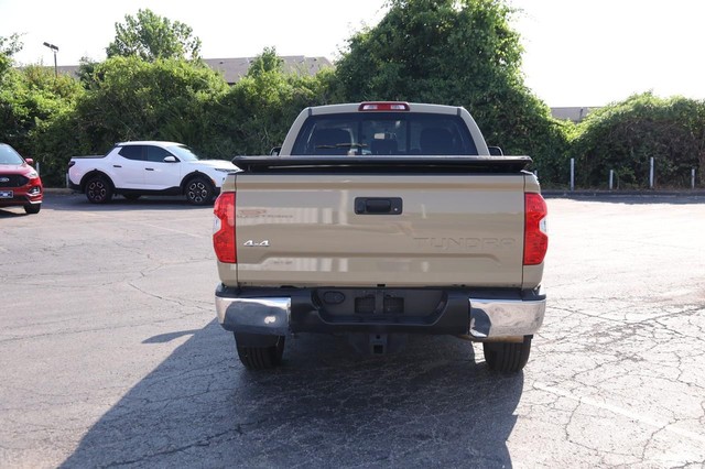 Toyota Tundra 4WD Vehicle Image 06