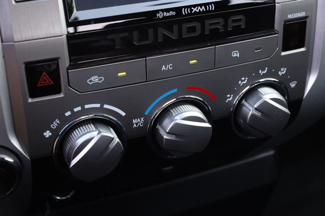 Toyota Tundra 4WD Vehicle Image 16