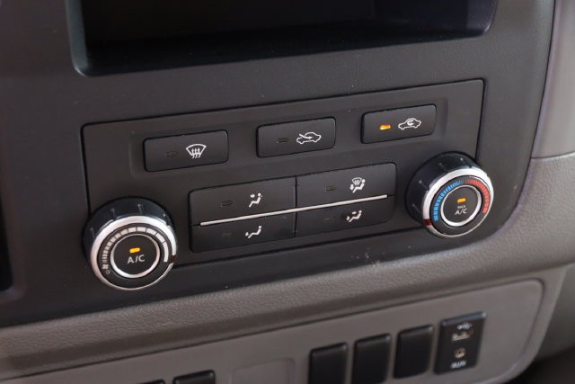 Nissan NV Cargo Vehicle Image 21