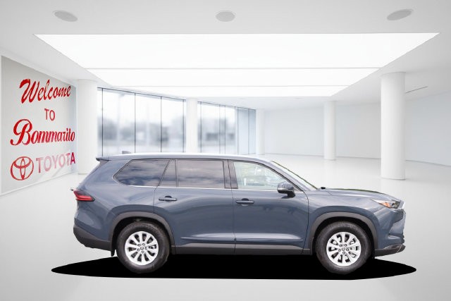 Toyota Grand Highlander Vehicle Image 05