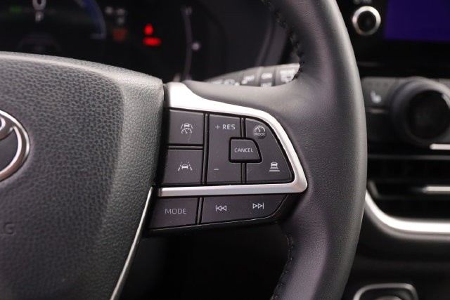 Toyota Grand Highlander Vehicle Image 26