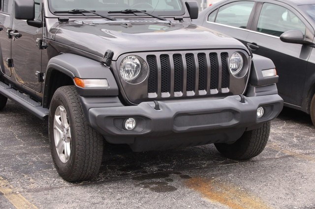Jeep Wrangler Unlimited Vehicle Image 02