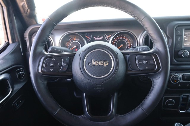 Jeep Wrangler Unlimited Vehicle Image 15