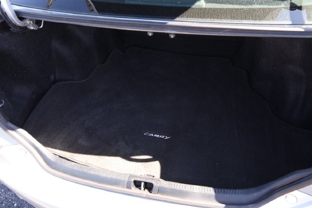 Toyota Camry Vehicle Image 07