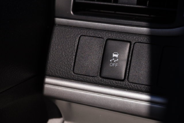 Toyota Camry Vehicle Image 18