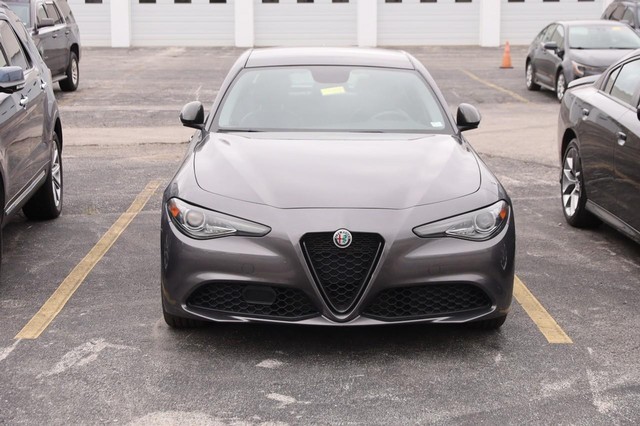 Alfa Romeo Giulia Vehicle Image 03