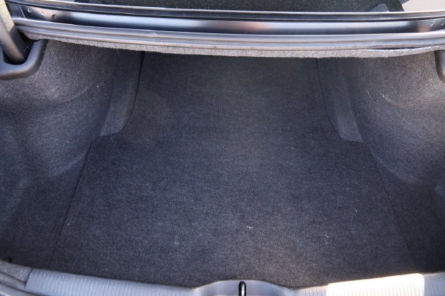 Dodge Charger Vehicle Full-screen Gallery Image 07
